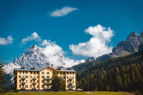 热爱工作的幽默句子